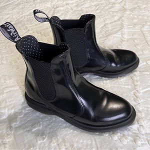 Dr Martens Black Flora Smooth Leather Chelsea Boots Size 7 Womens